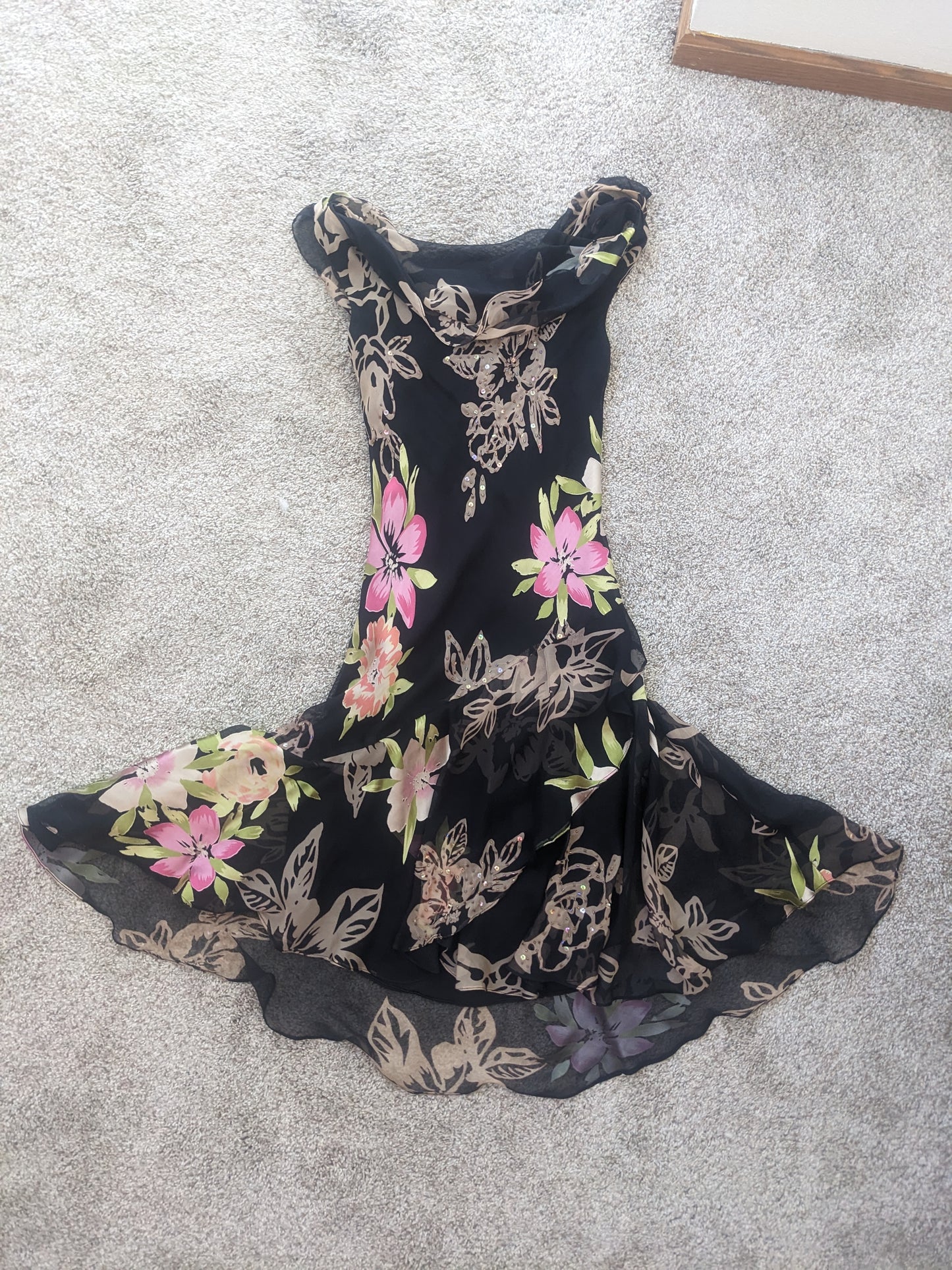 Y2k fluttery floral dress