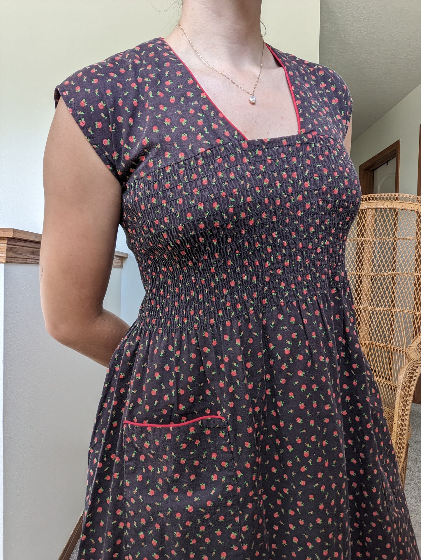 1970s pinafore rose dress