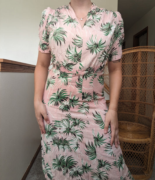 1930s/40s pink and green daisy dress