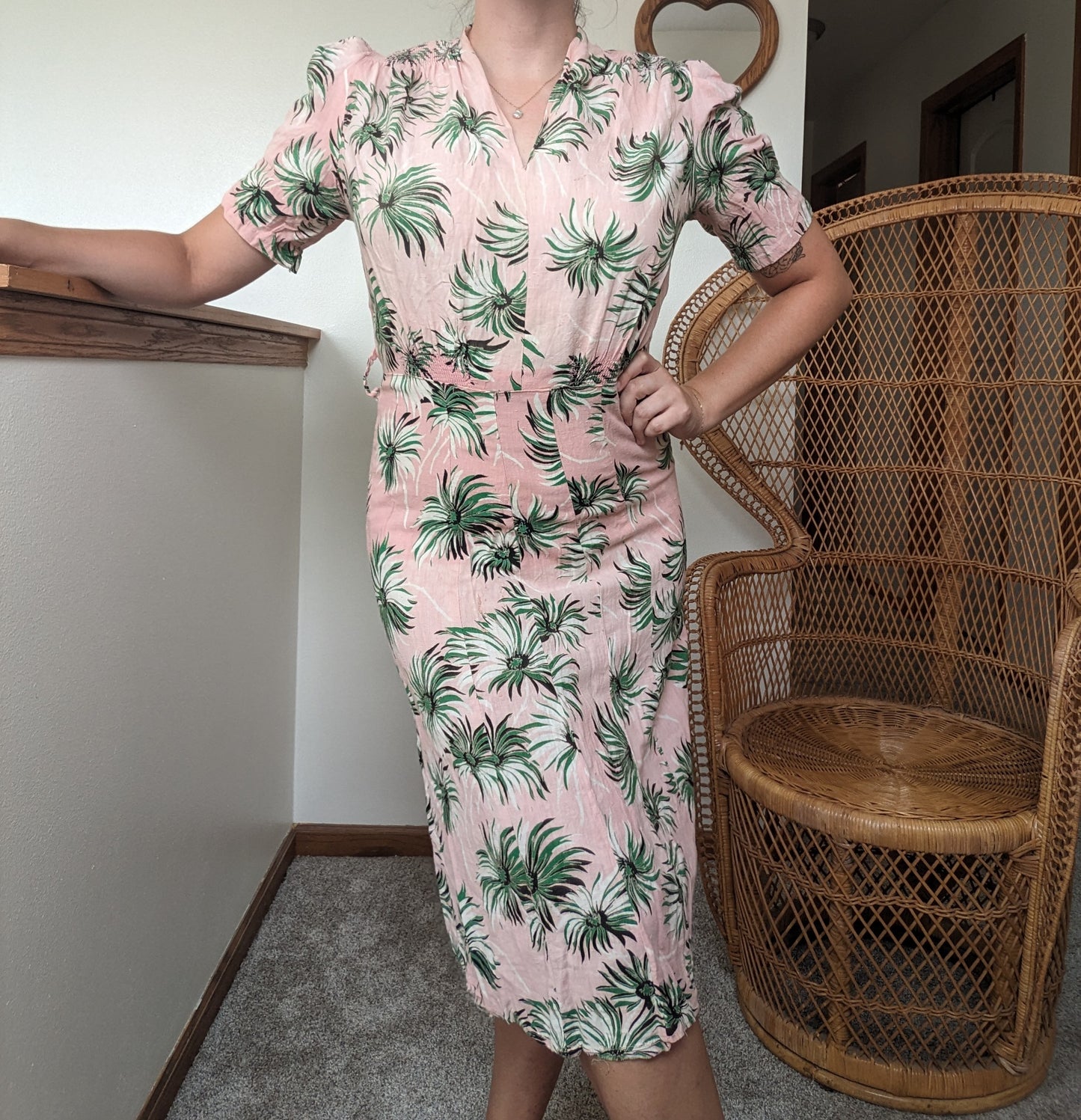 1930s/40s pink and green daisy dress