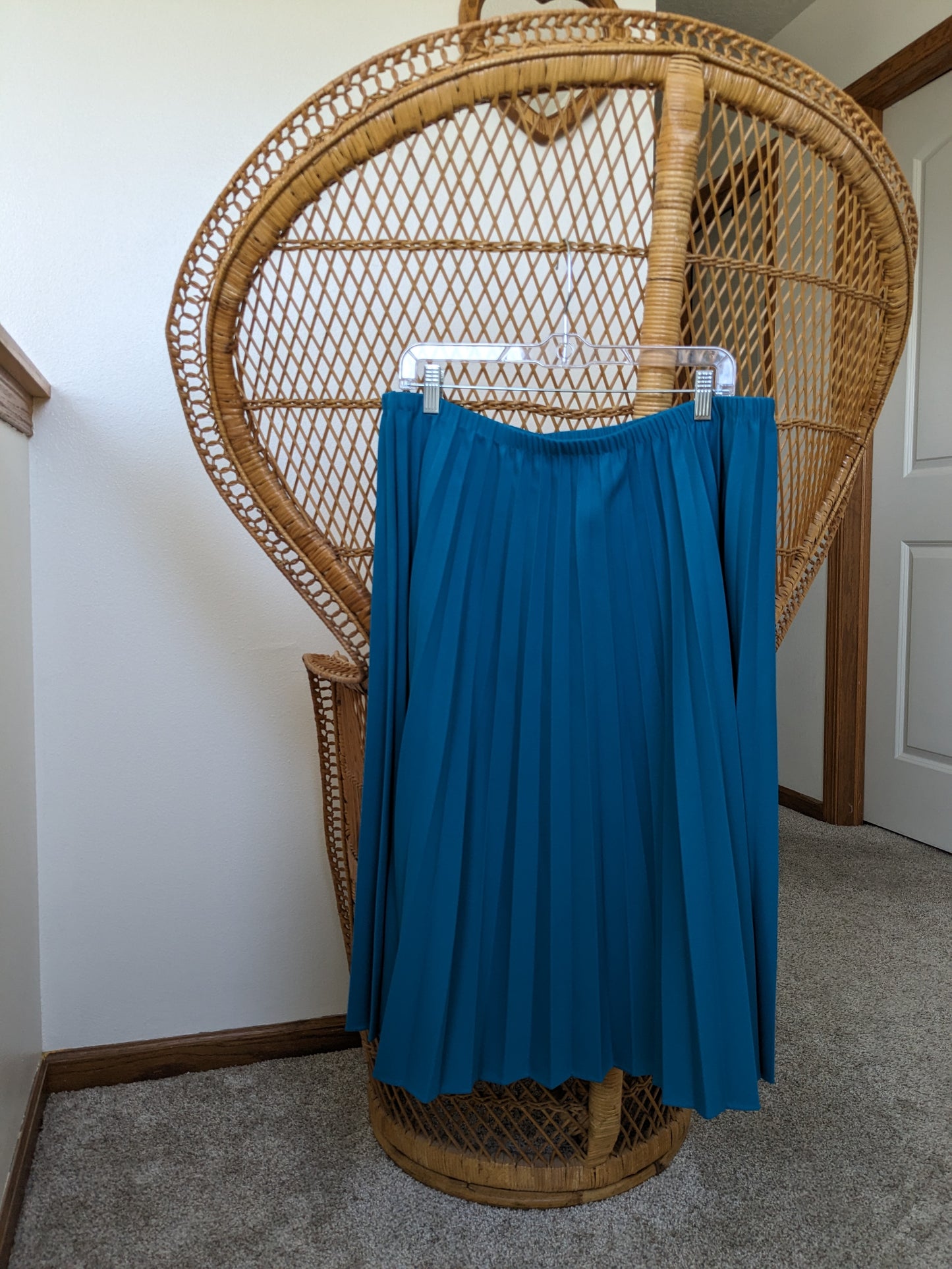 1970s teal pleated skirt