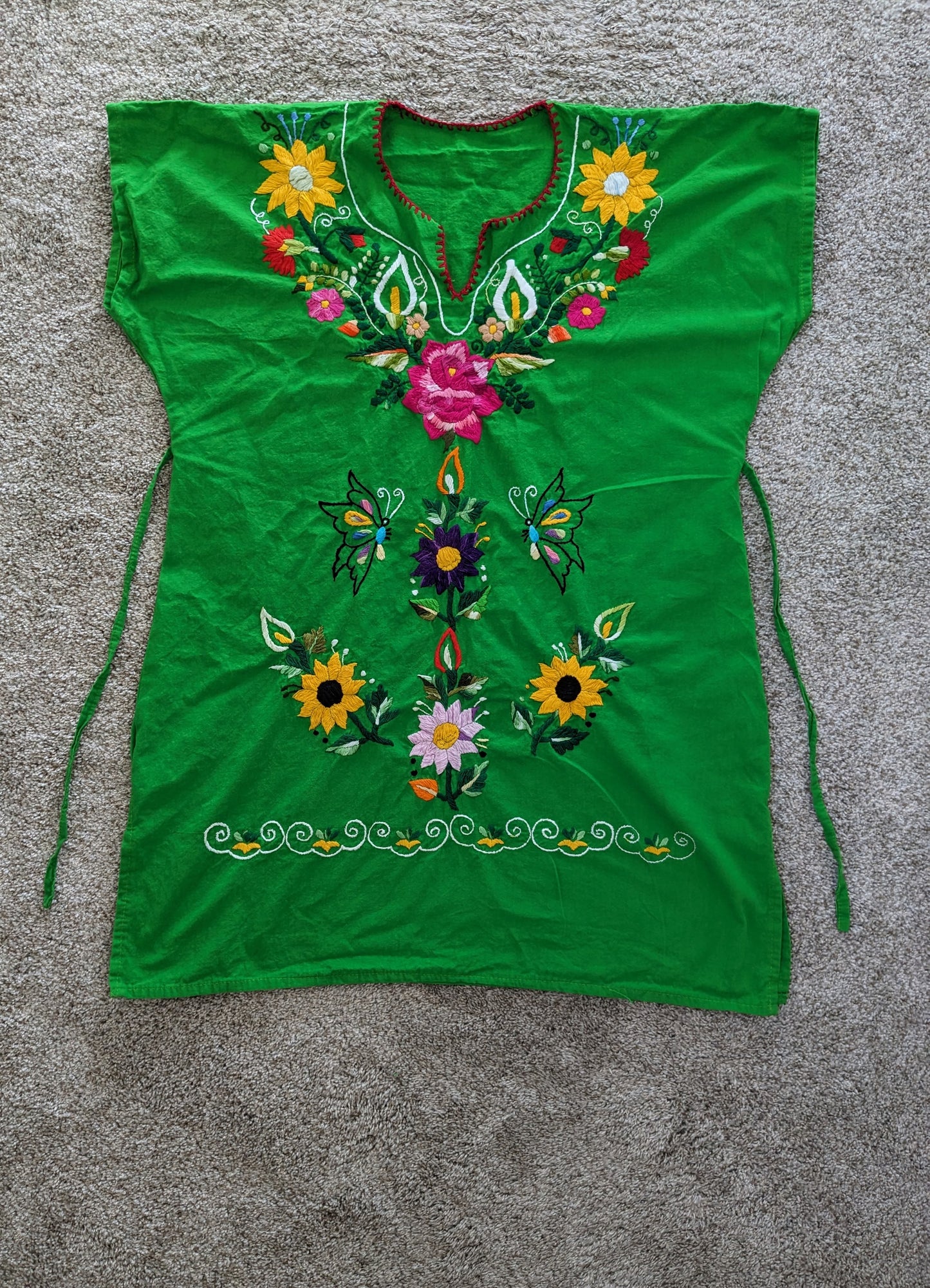 1970s Oaxaca embroidered dress