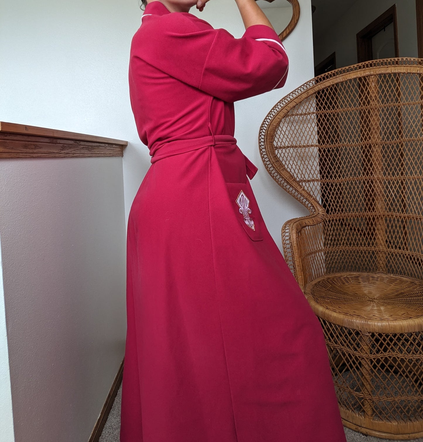 1960s fuchsia robe