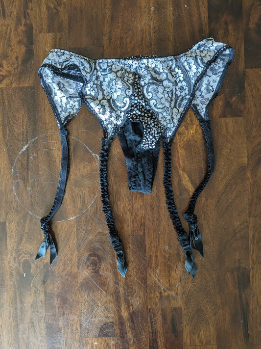 1980s panty and garter belt set