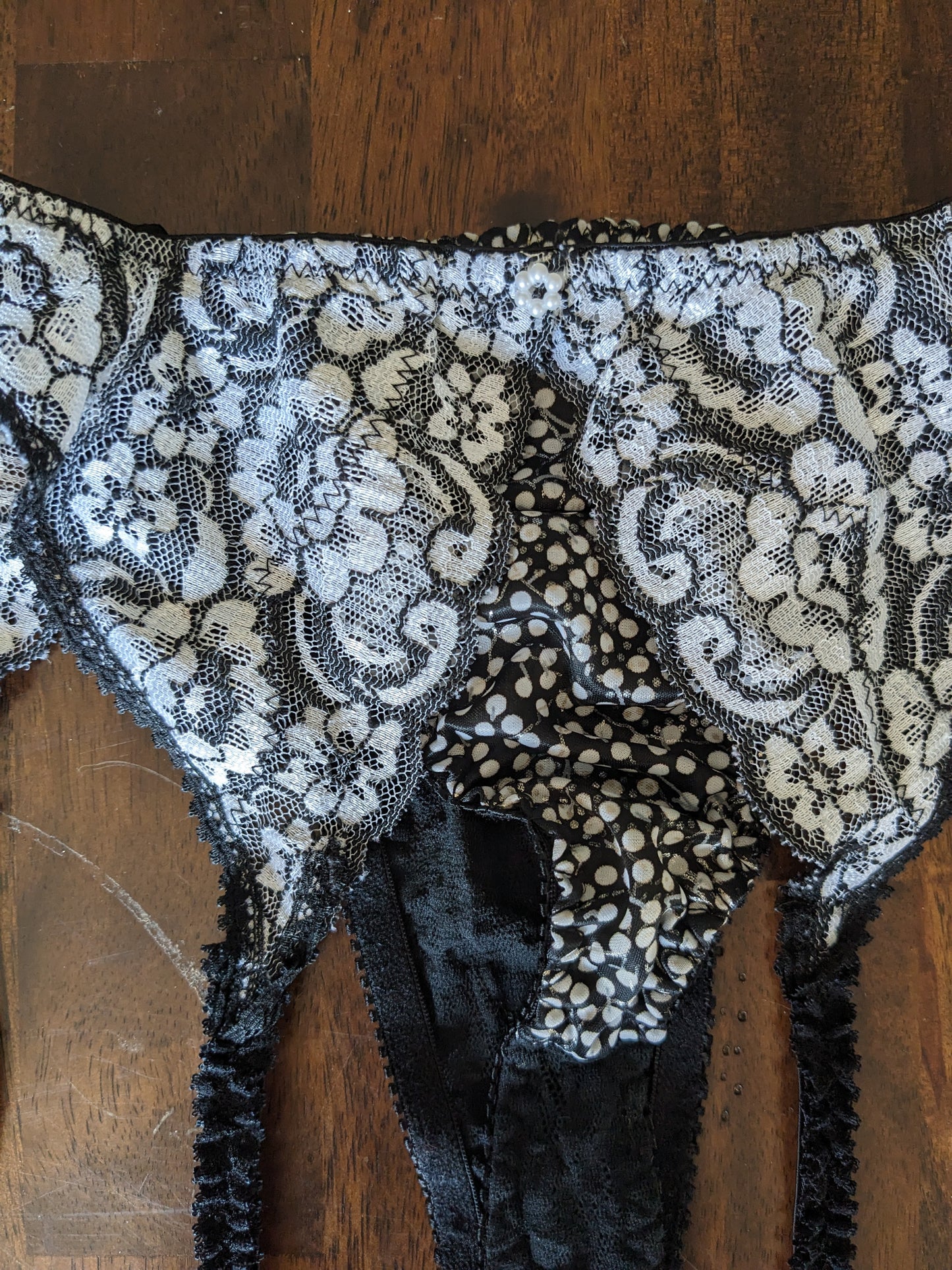 1980s panty and garter belt set