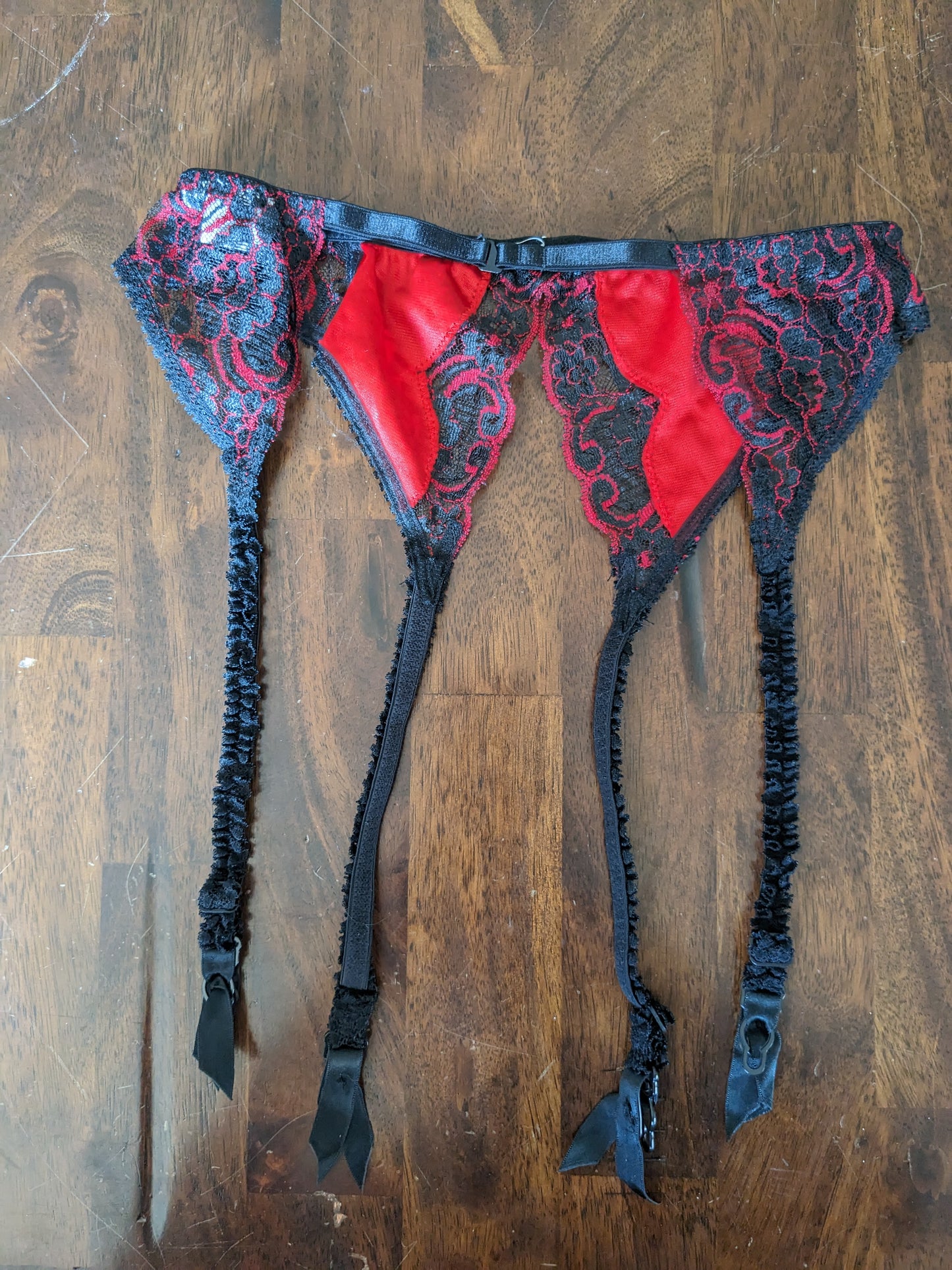 1980s panty & garter belt set