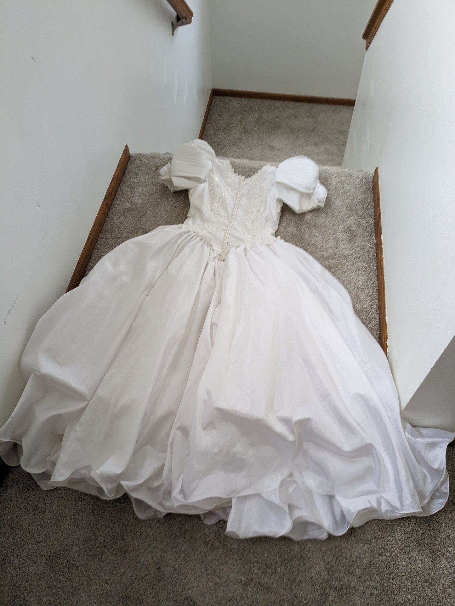 1980s weddding gown