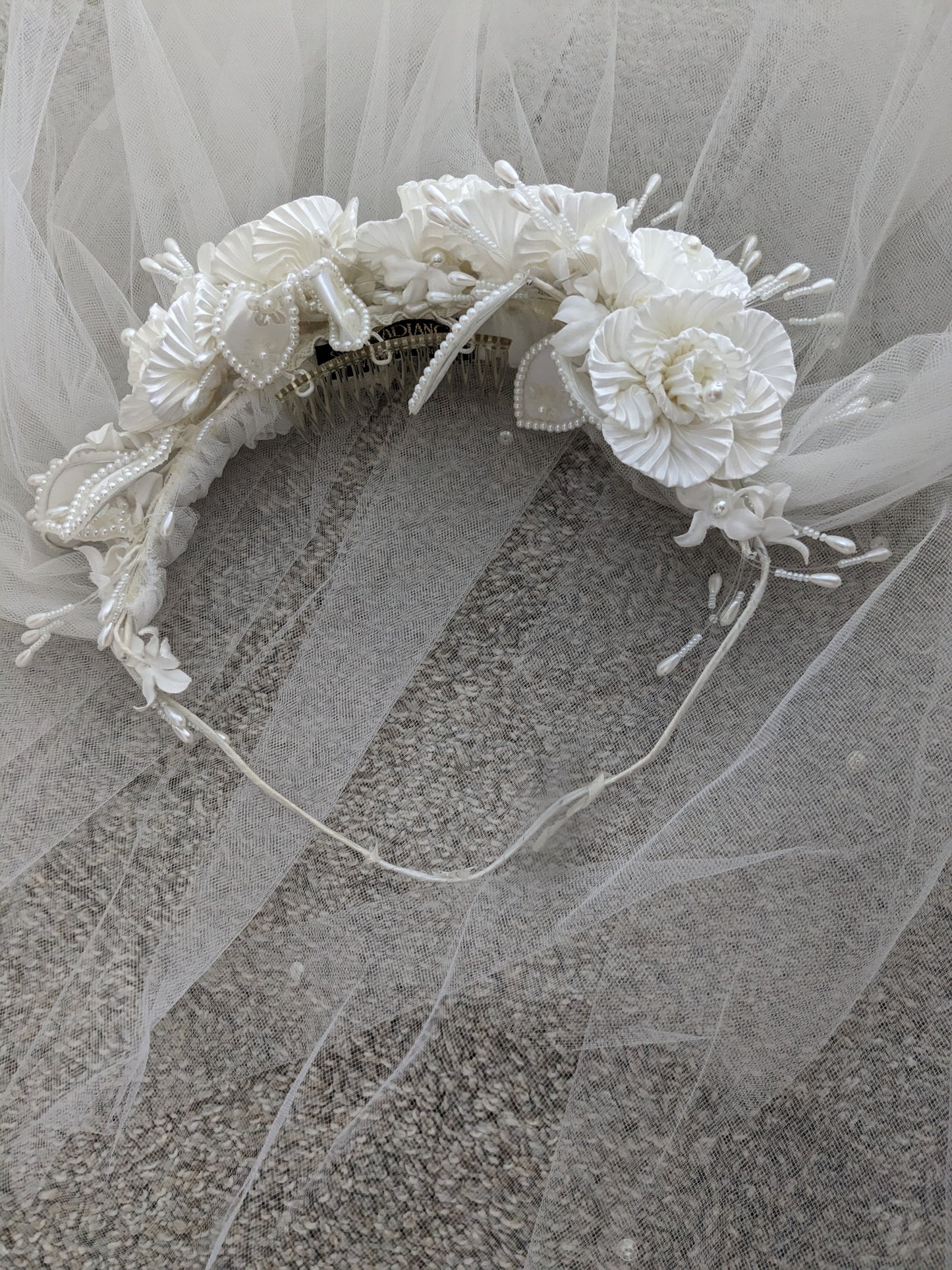 1980s flower and pearl wedding veil