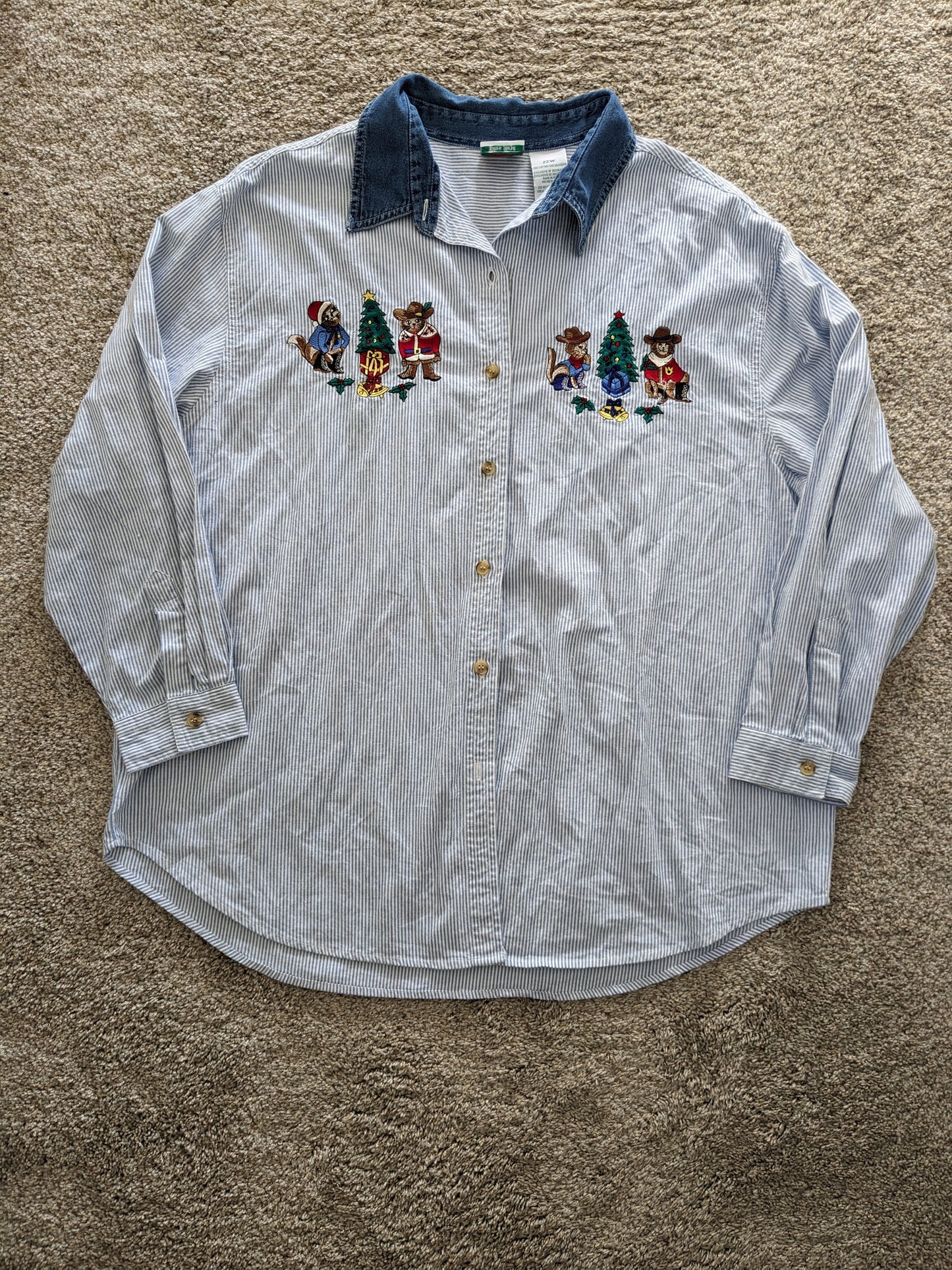 1990s holiday button up