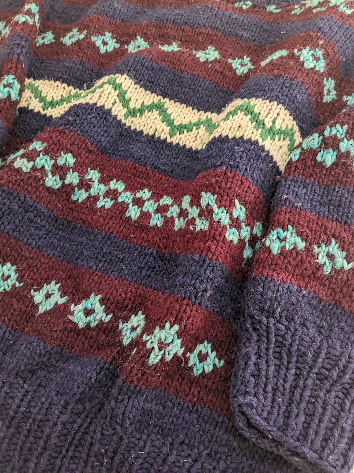 1990s Ecuadorian chunky sweater