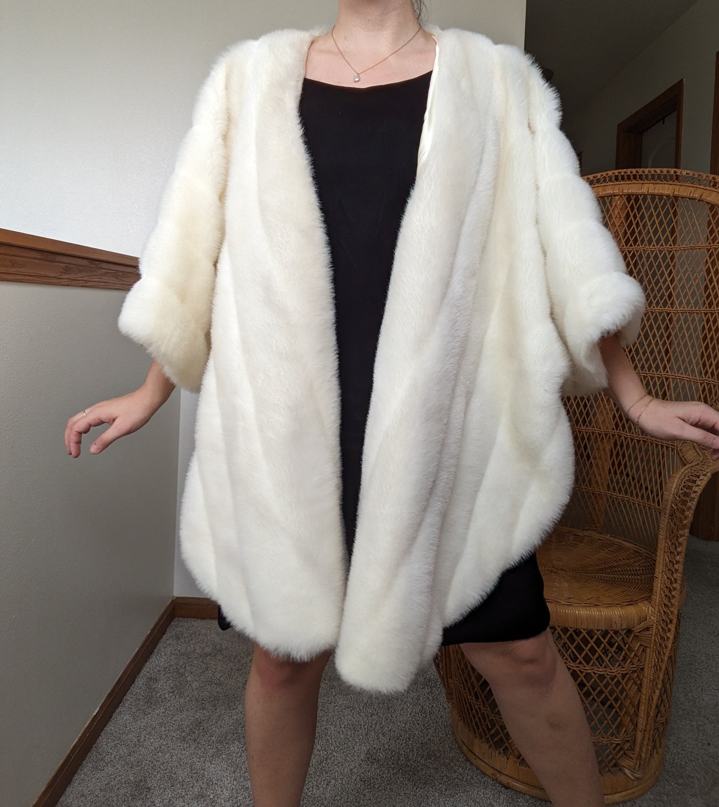 1960s faux fur cape