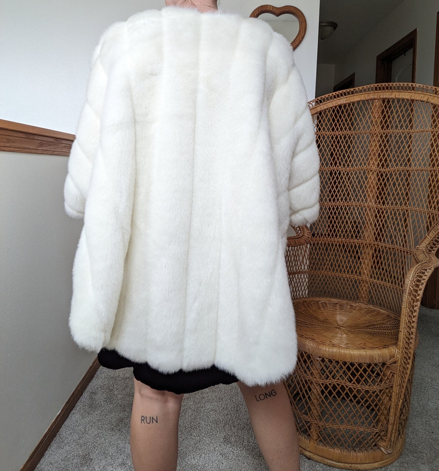 1960s faux fur cape