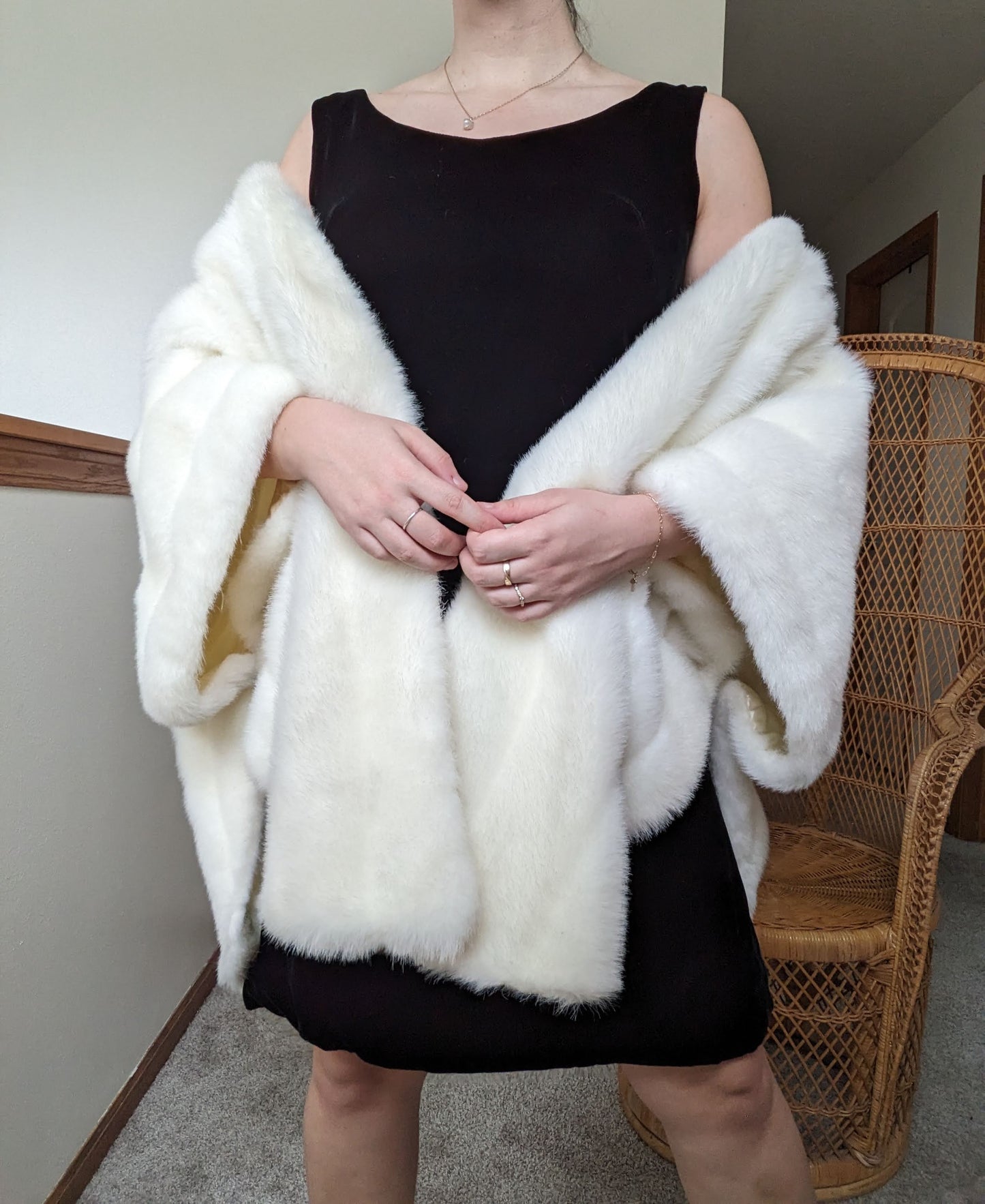 1960s faux fur cape