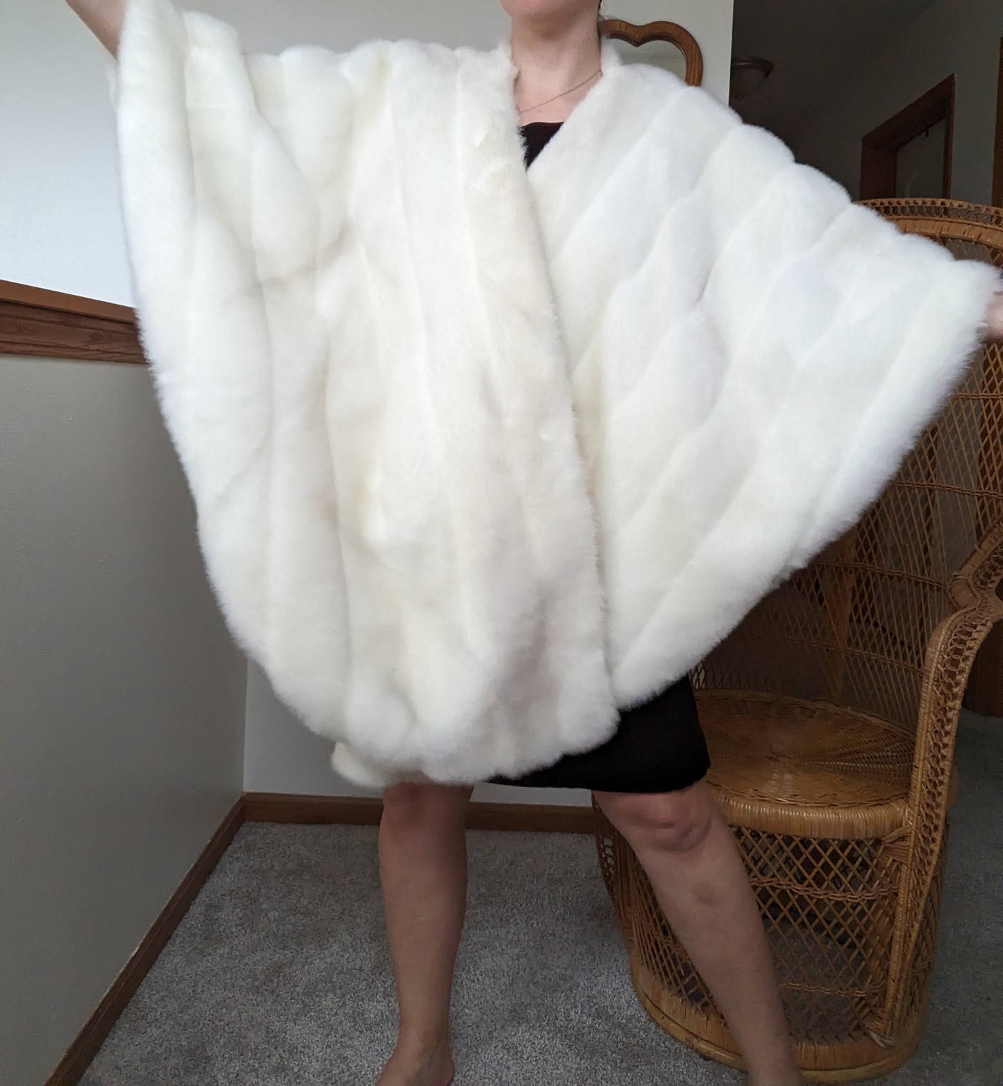 1960s faux fur cape