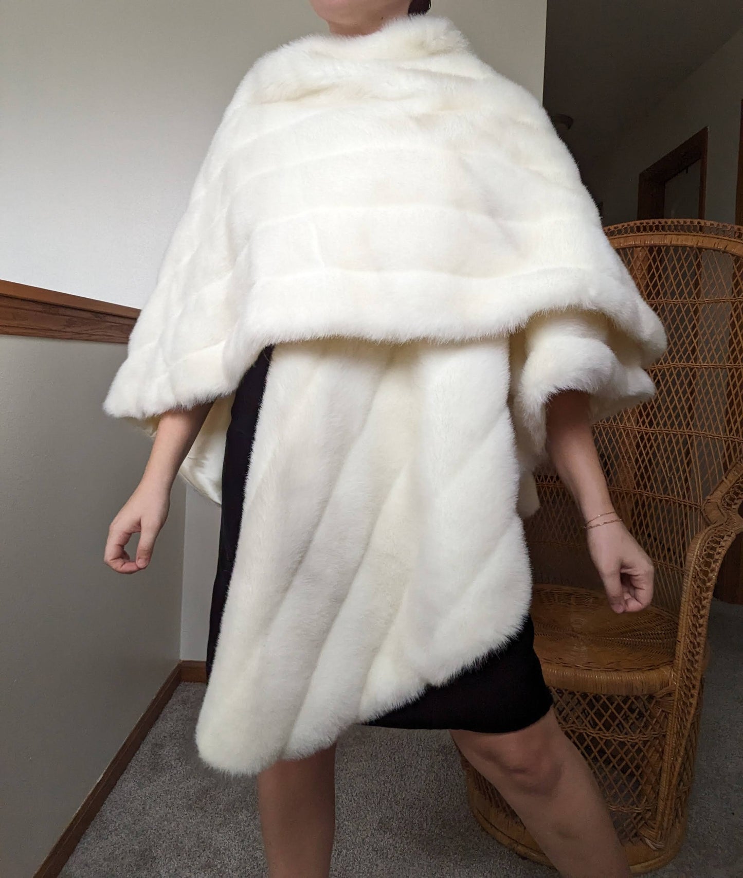 1960s faux fur cape