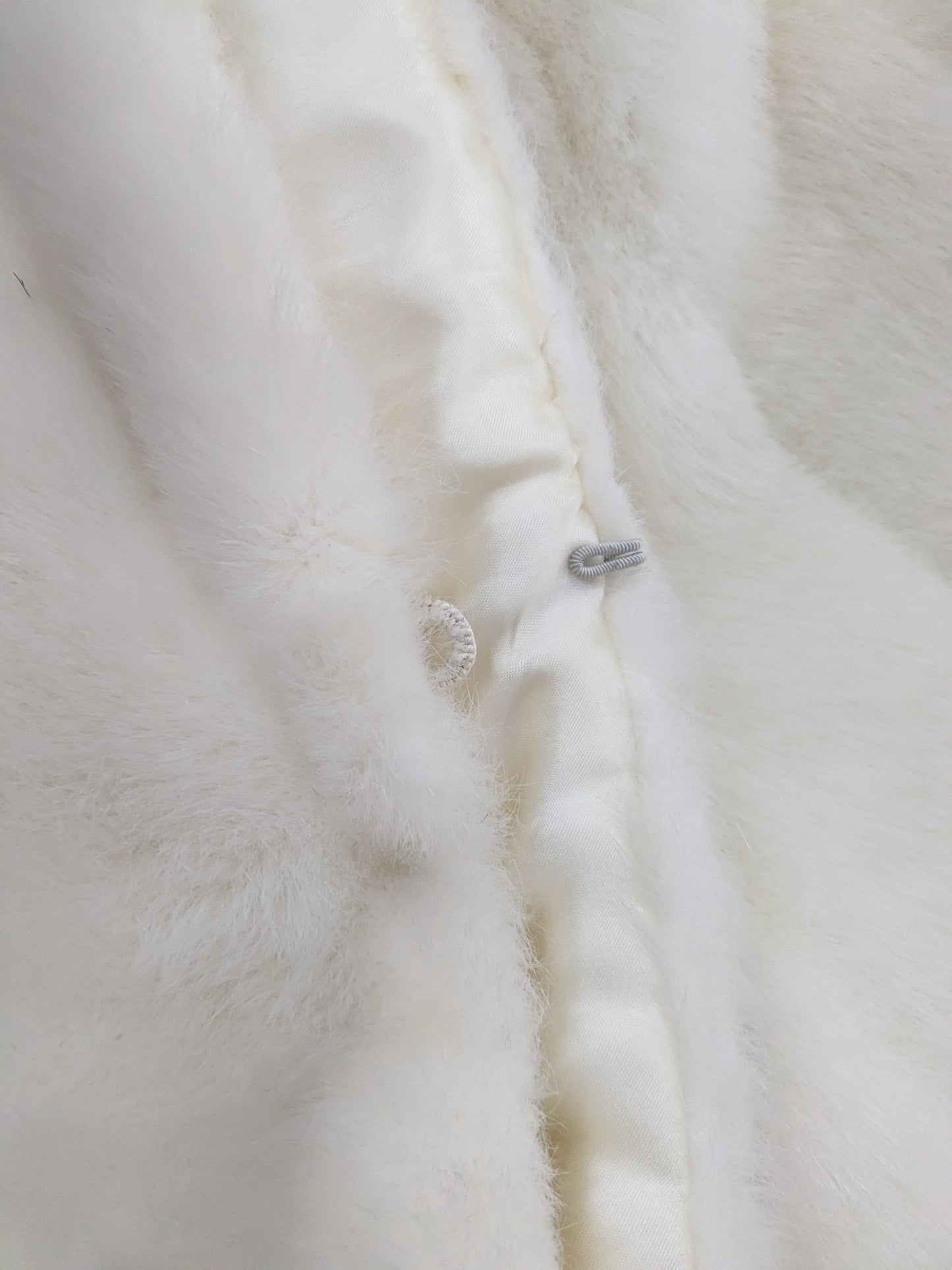 1960s faux fur cape