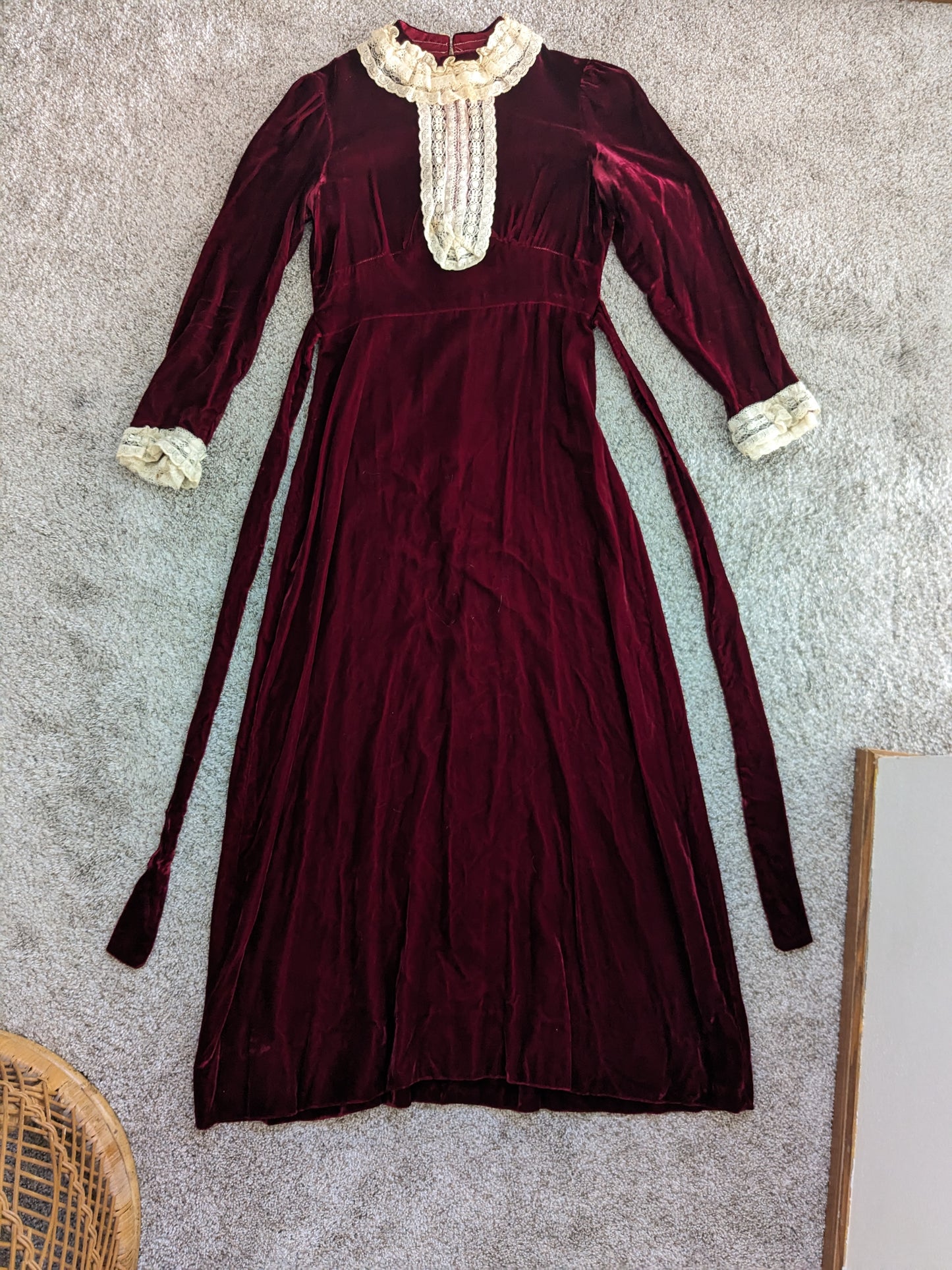 1930s velvet & lace dress