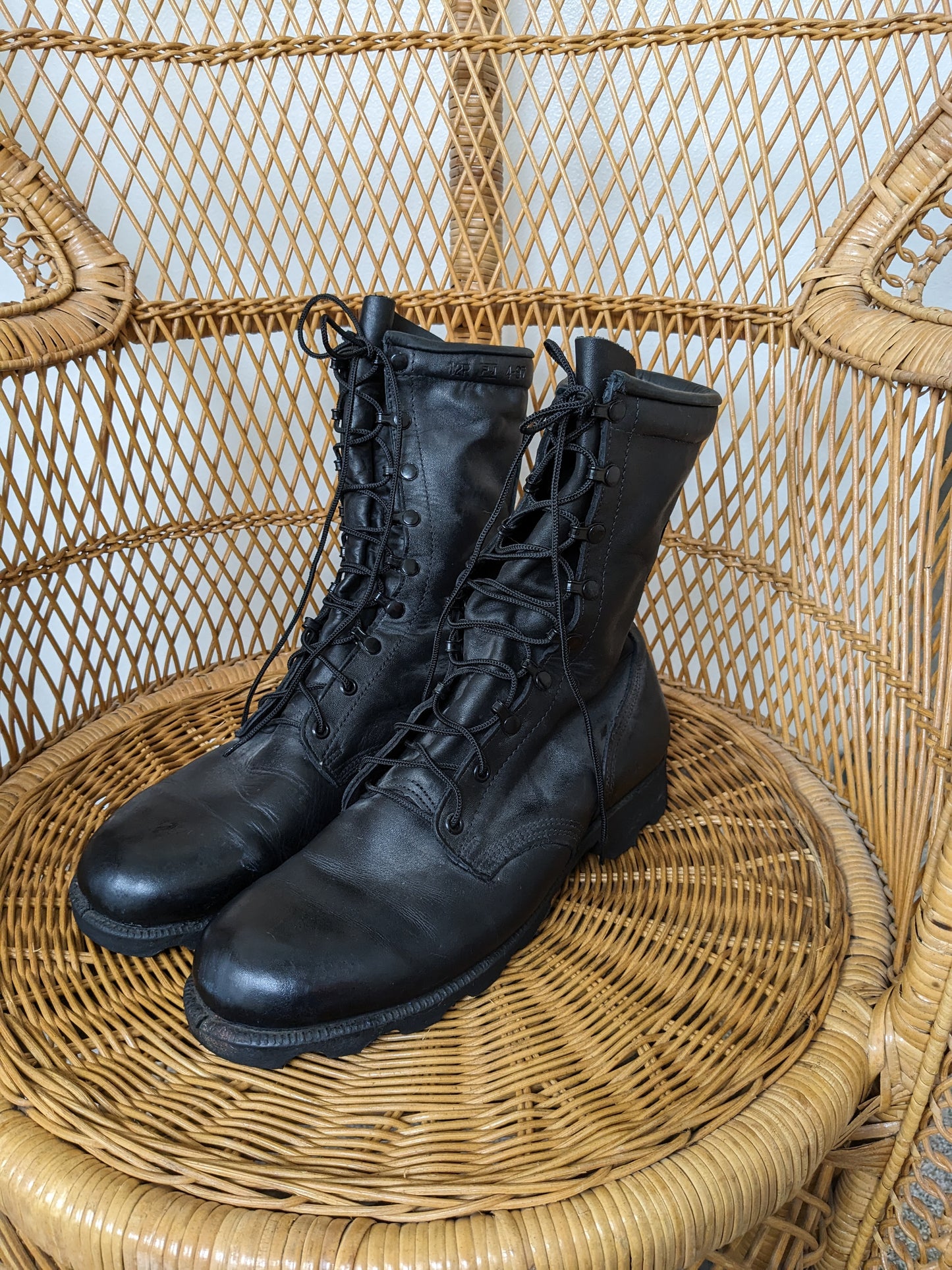 1990s military boots