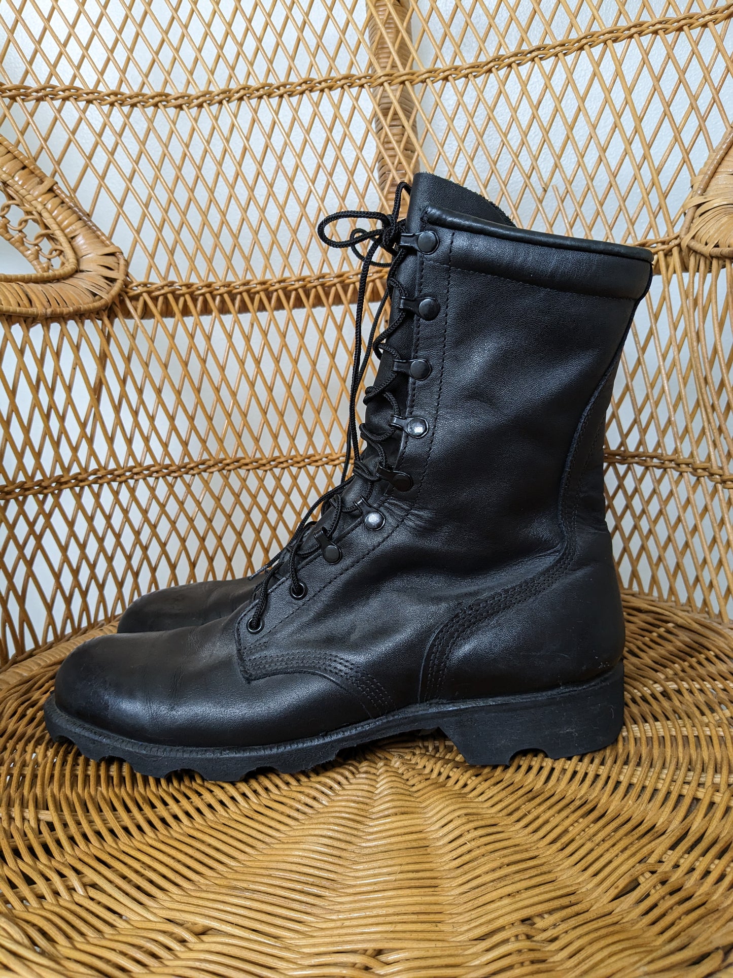 1990s military boots