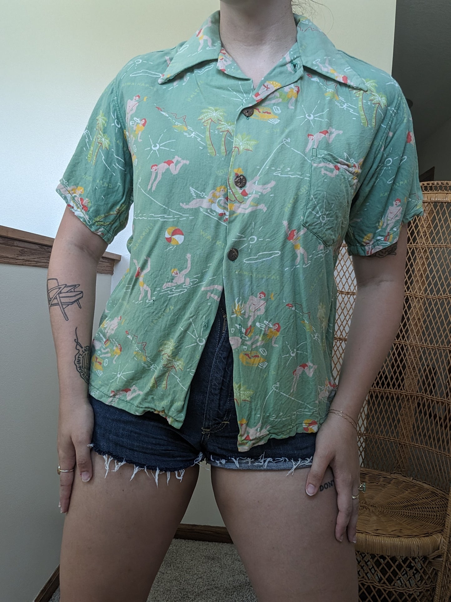 1950s Hawaiian shirt