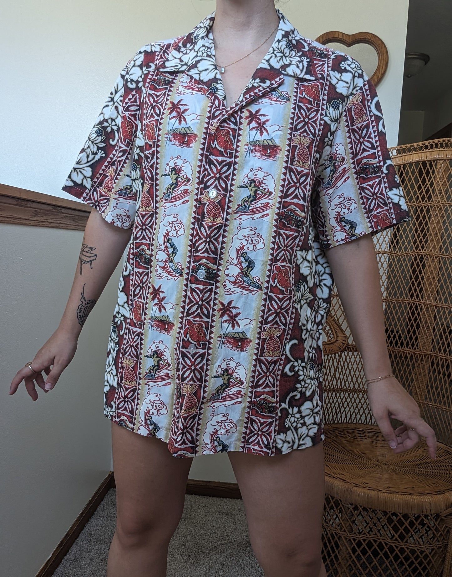 1970s Hawaiian shirt