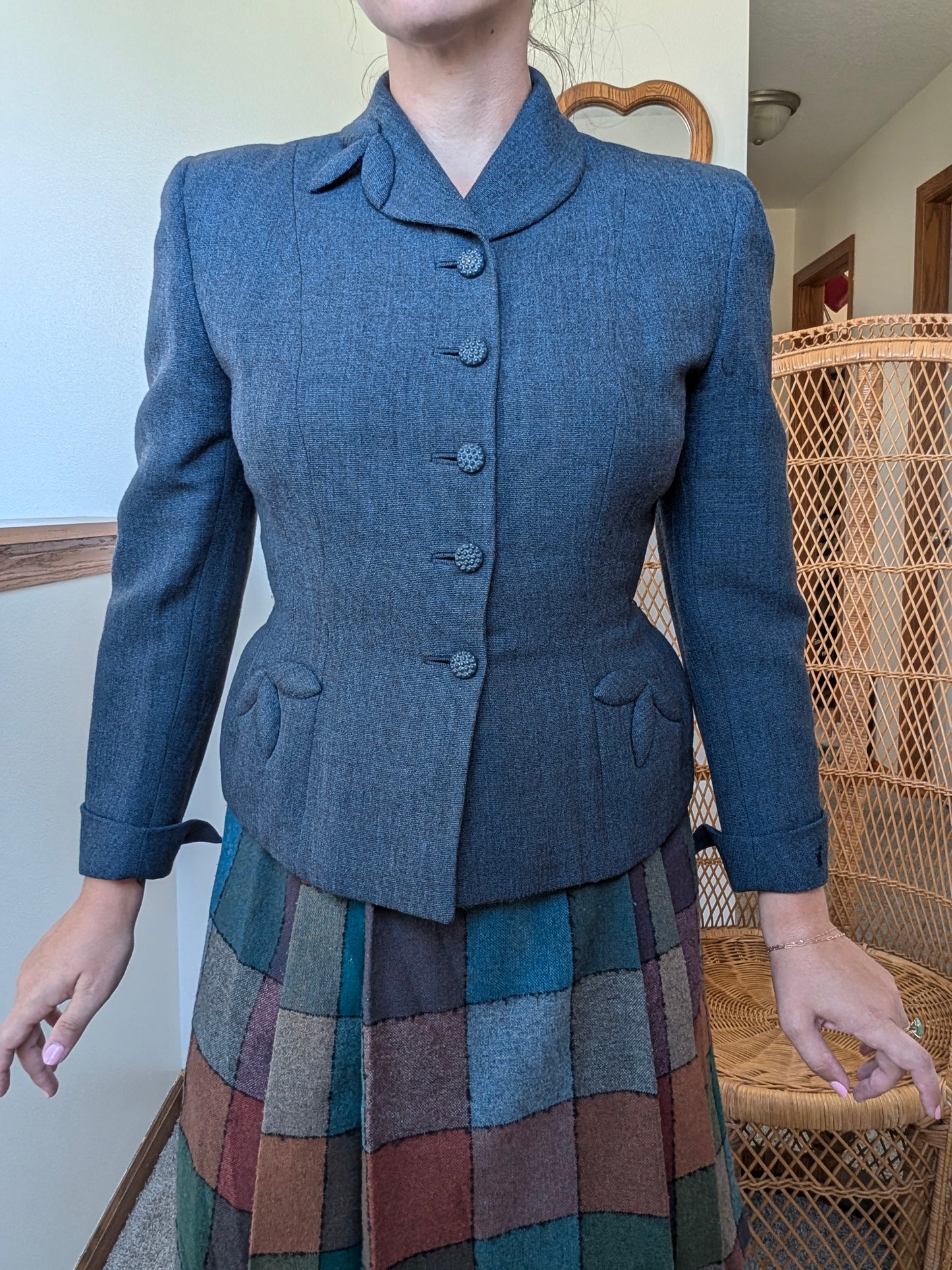 1940s hourglass blazer