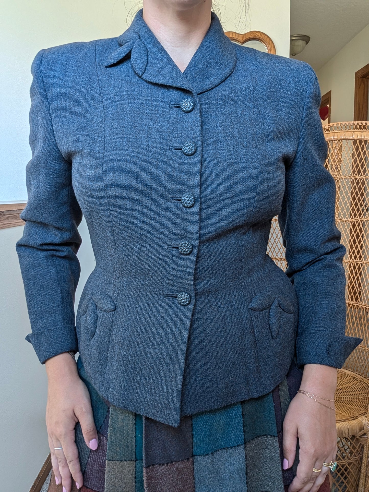 1940s hourglass blazer