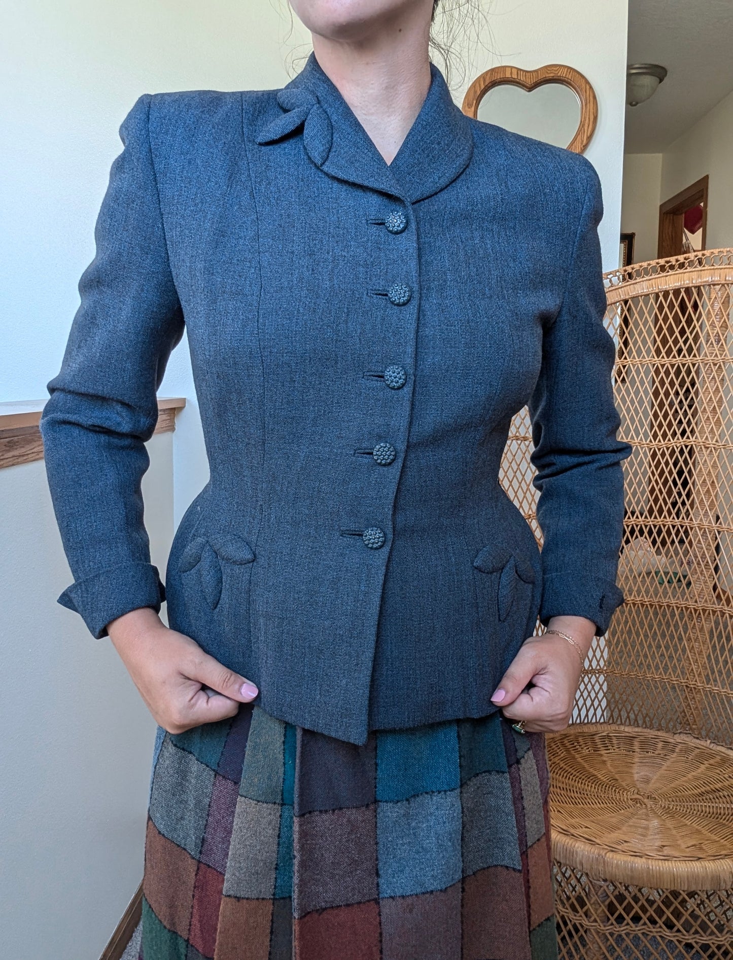 1940s hourglass blazer