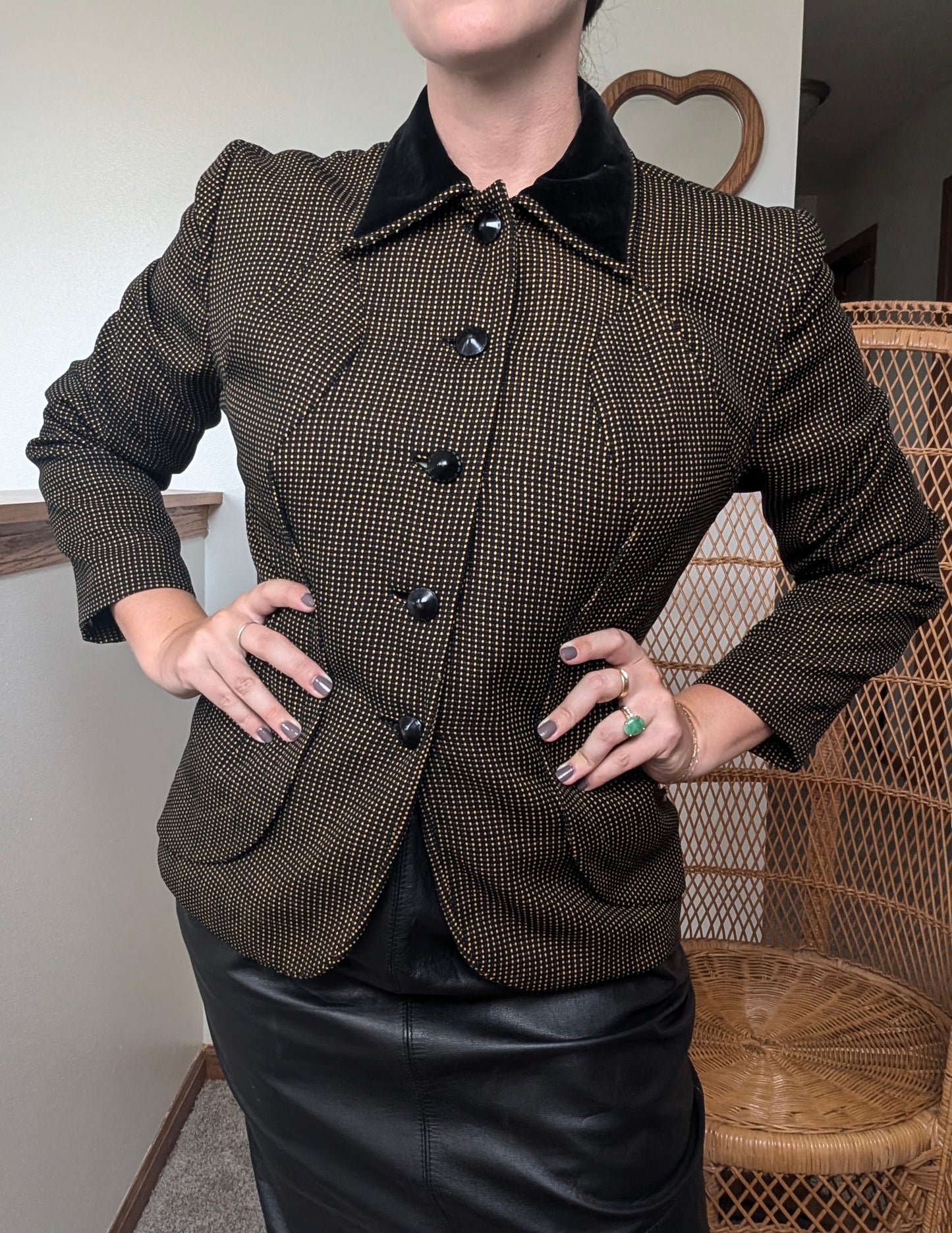 1940s black & gold blazer