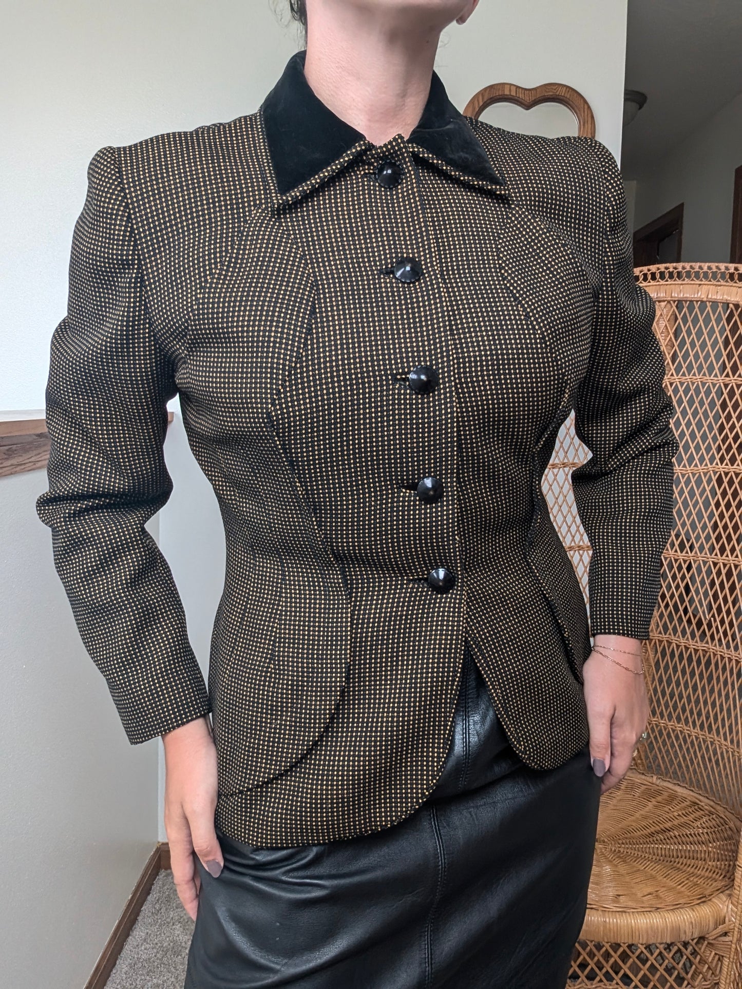 1940s black & gold blazer