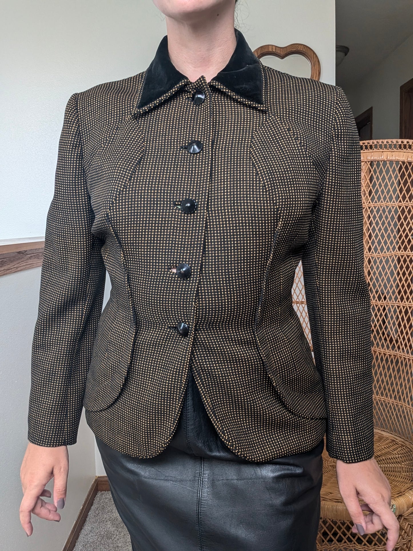 1940s black & gold blazer