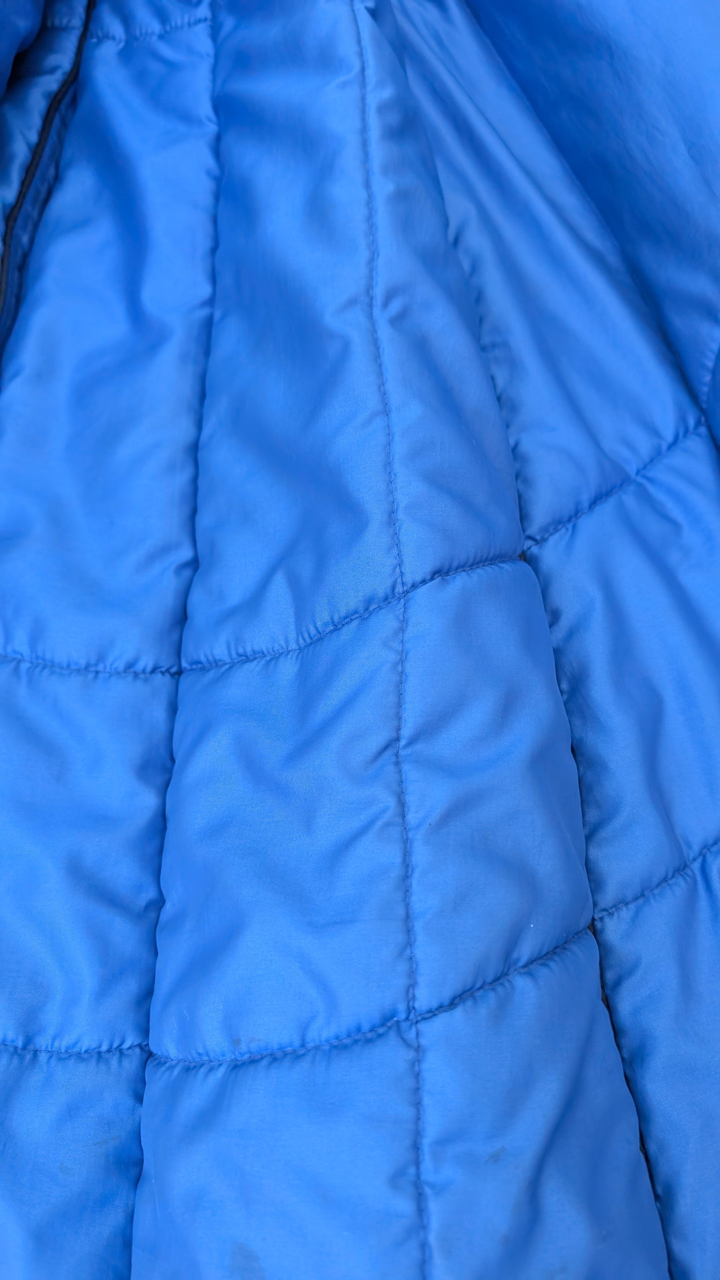 1980s blue puffer