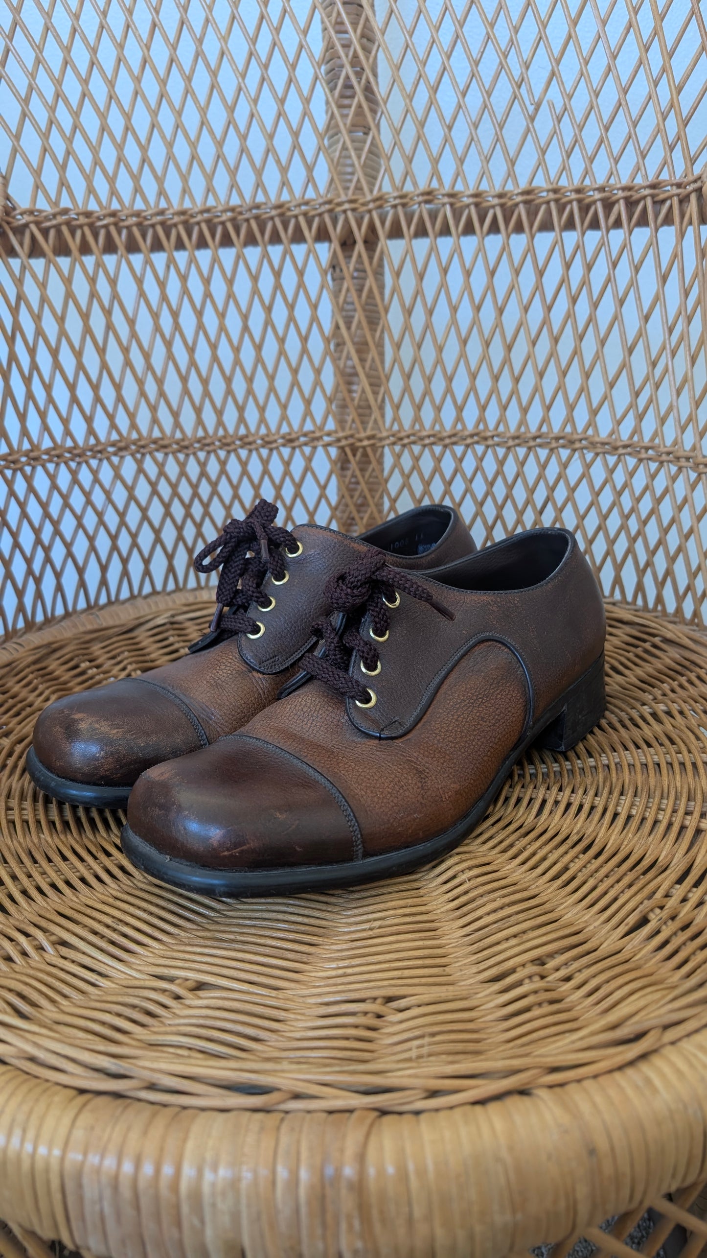 1970s brown leather shoes