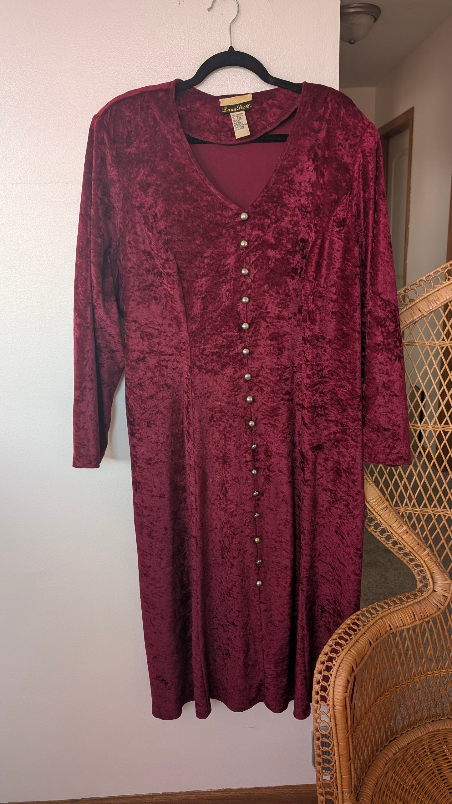 1990s plus size velvet dress