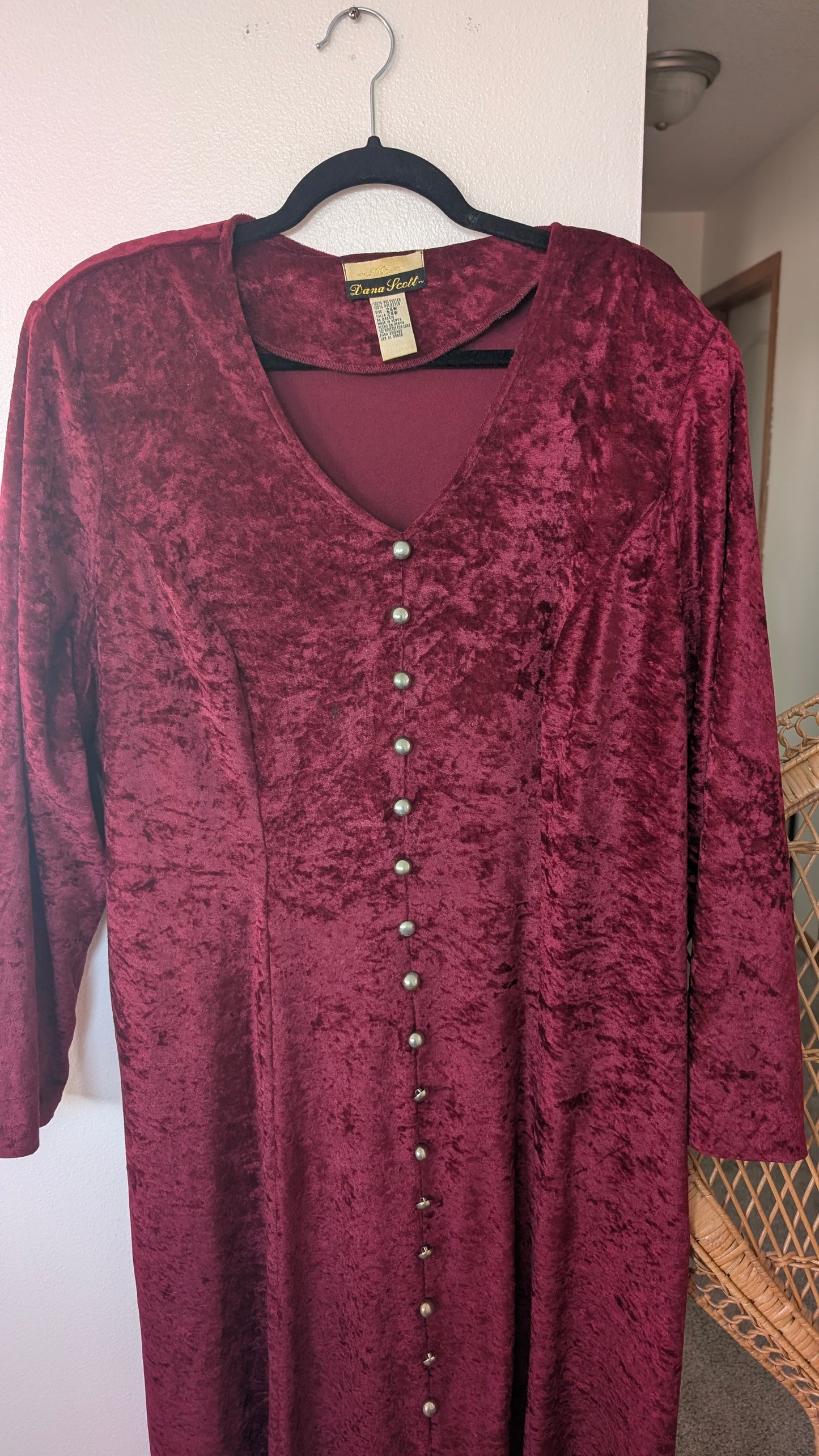 1990s plus size velvet dress