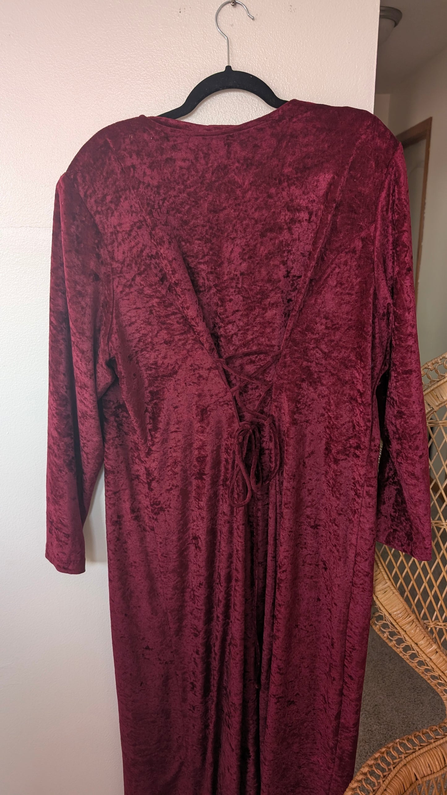 1990s plus size velvet dress