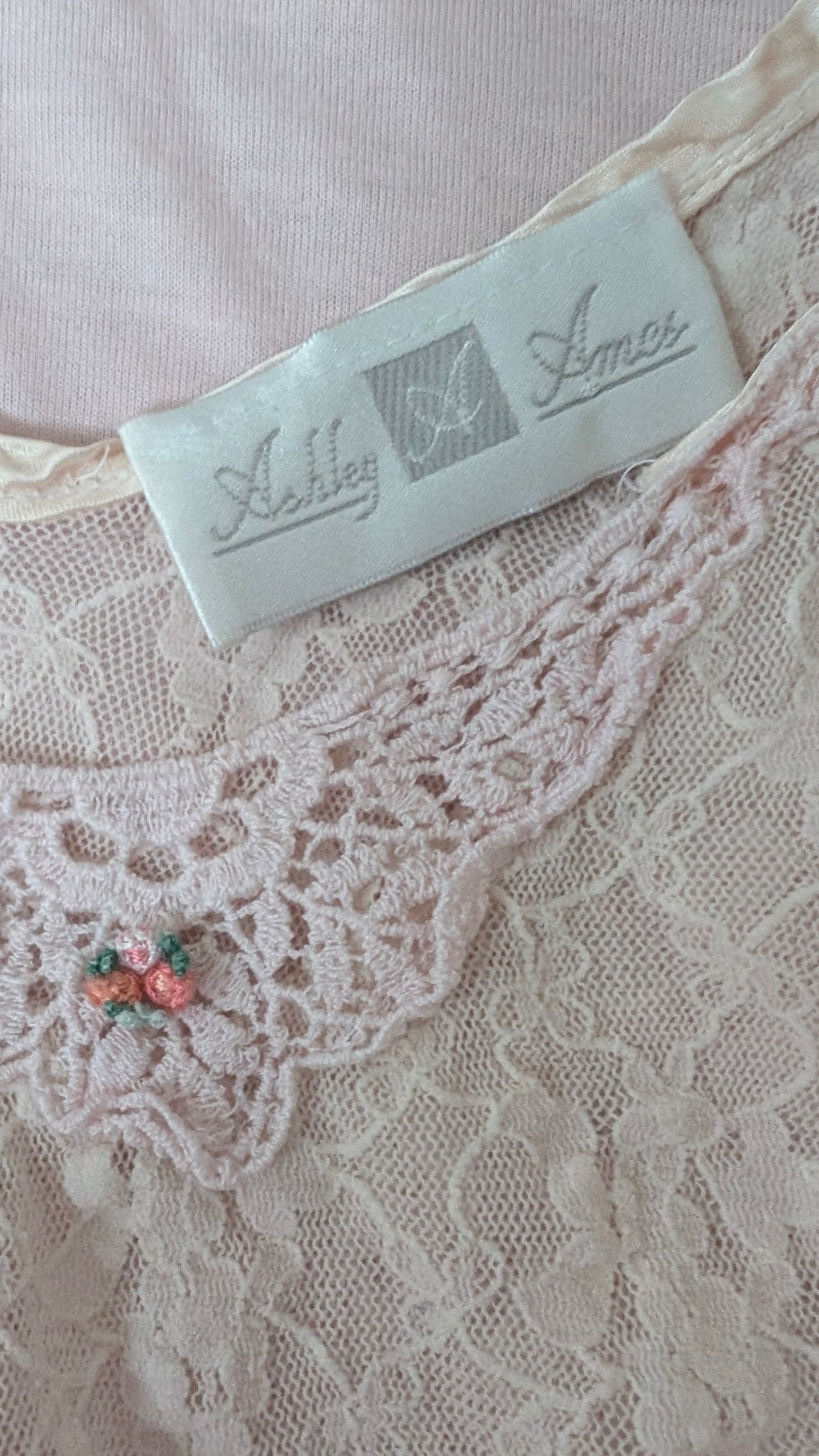 1990s lacey sleepwear