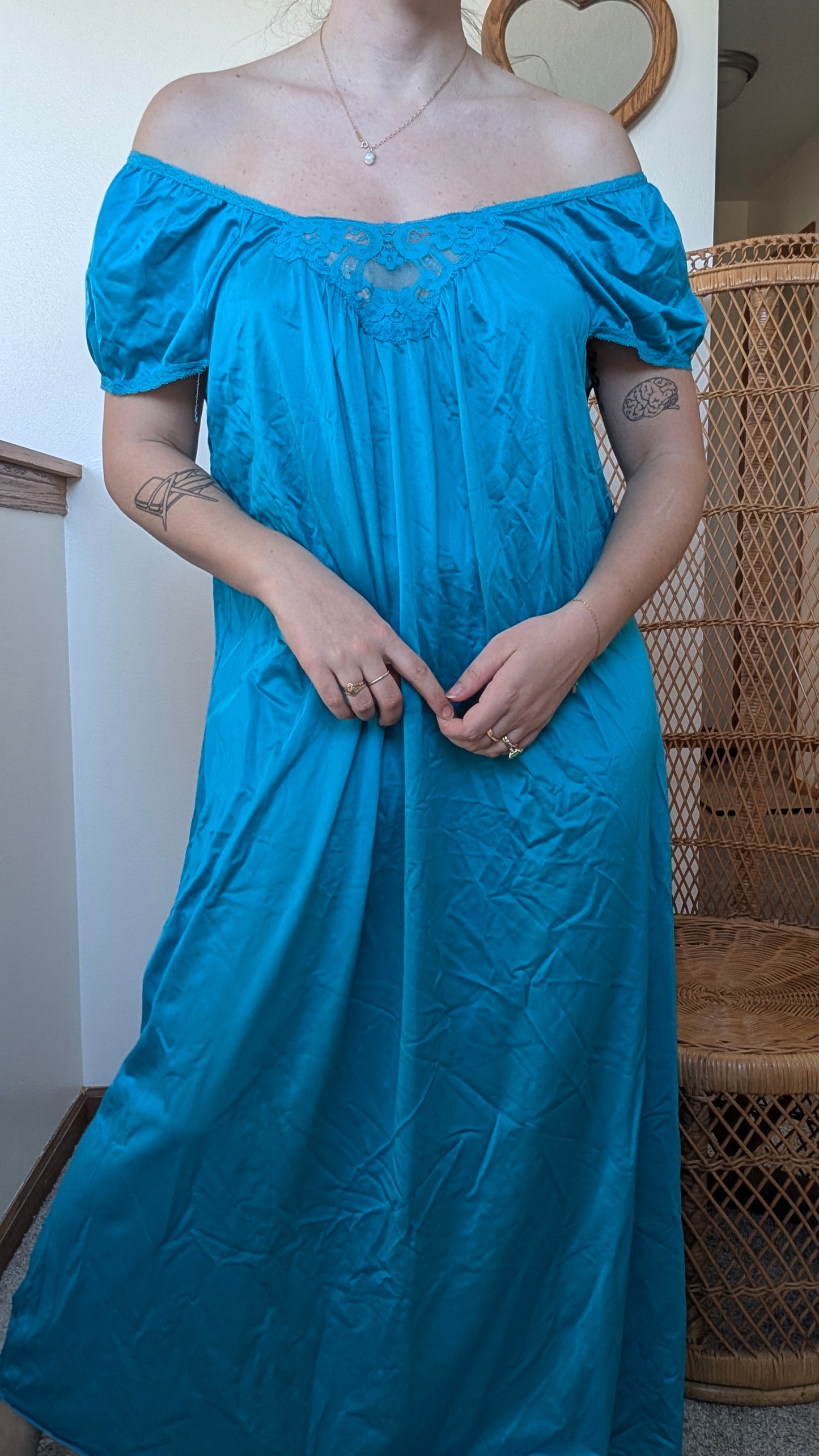 1990s nightgown