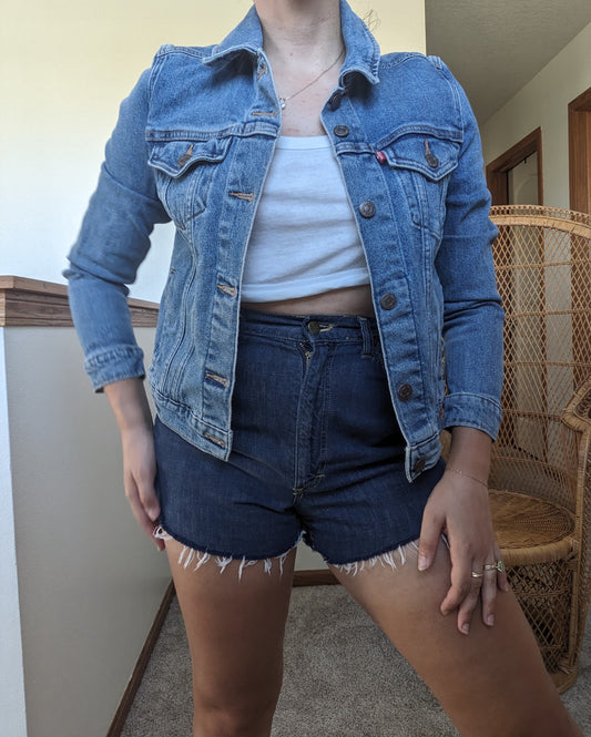 Modern Levi's denim jacket